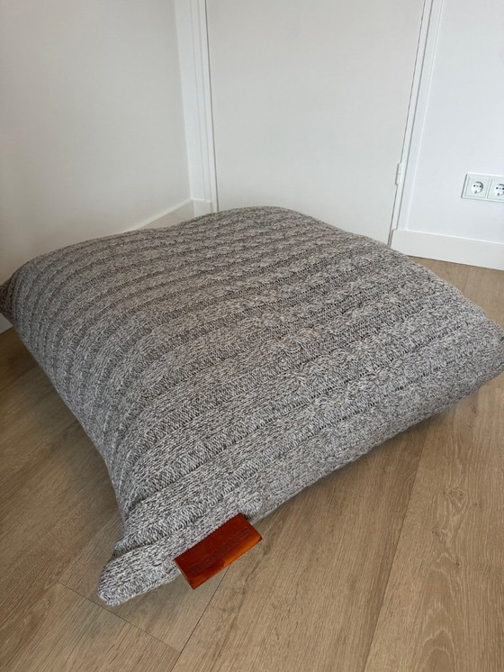 Image 1 of Coussin « Sol » Montis