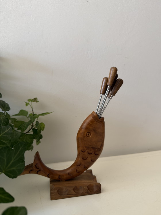 Image 1 of Palillos de cóctel de madera en soporte, década de 1970.