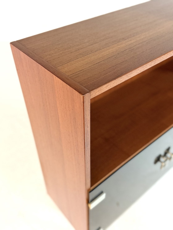 Image 1 of Vintage Deense teakhouten wandkast ‘60