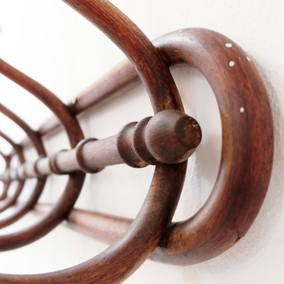 Image 1 of Wandkapstok van gebogen hout in Thonet-stijl – begin 20e eeuw