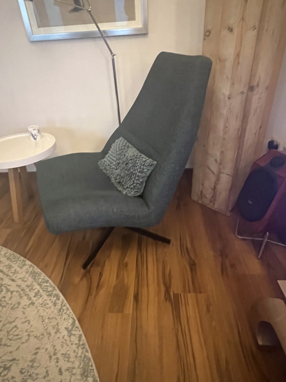 Image 1 of Fauteuil pivotant vert