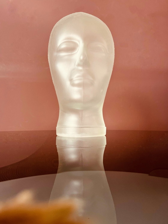 Image 1 of Glaskopf im 80er-Jahre-Design