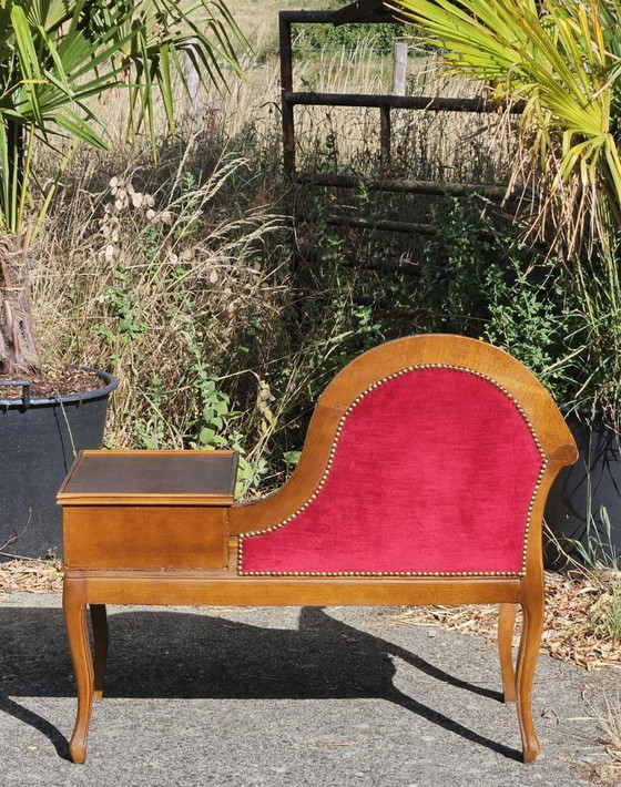 Image 1 of Vintage Franse telefoonbank - Rode fluwelen loveseat - Roddelbank - Stijl Louis XV - jaren 70