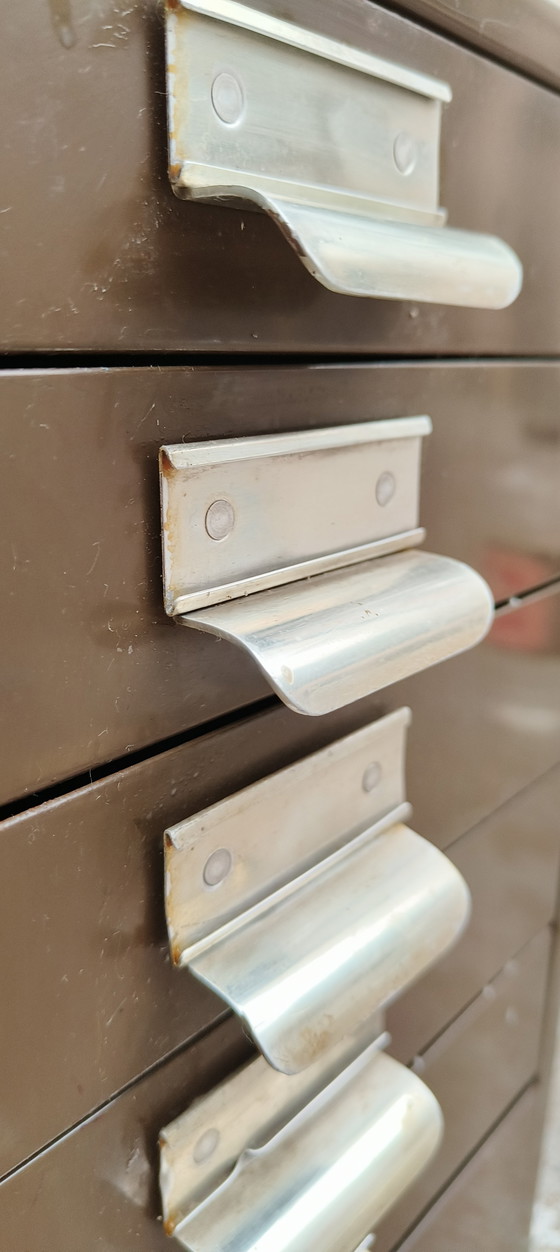 Image 1 of Caisson Gispen A4 au design vert vintage pour bureau