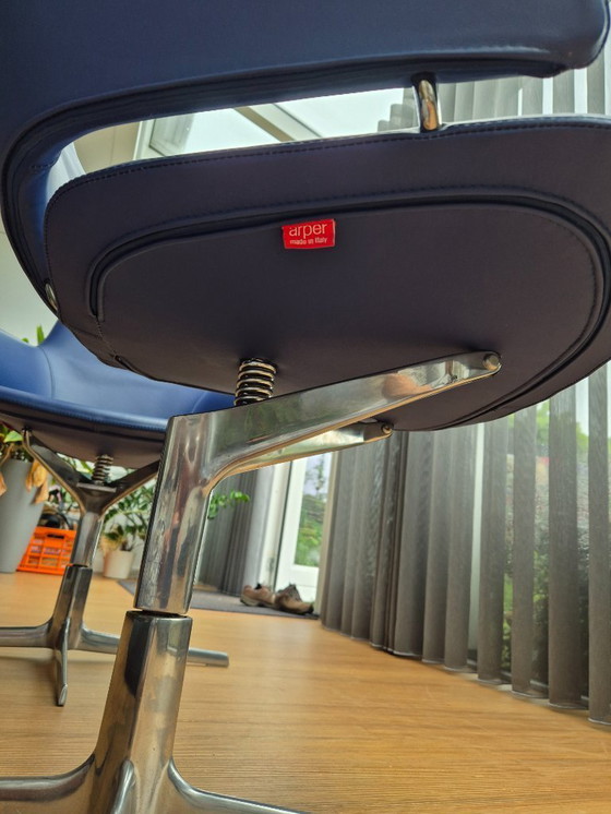 Image 1 of 2 Luxe Design office chair van Arper – Model Aston 1923 - Blue Lether
