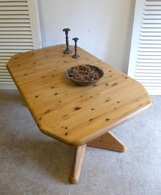 Image 1 of Dänischer ausziehbarer Esstisch aus brutalistischer Kiefer