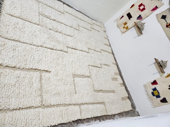 Magnificent Handmade Wool Rug 250/250 – Rugs & carpets (photo 2 of 7)