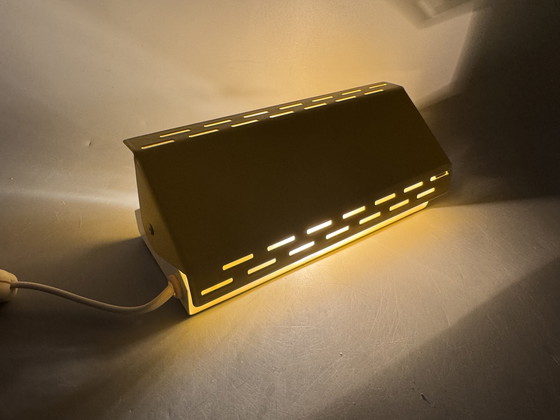 Image 1 of Lampada da parete/lampada da comodino gialla anni '70