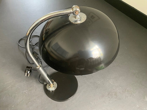 Hala desk lamp