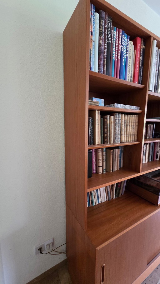 Scandinavian. Designer bookshelf by Poul Hundevad, teak, vintage
