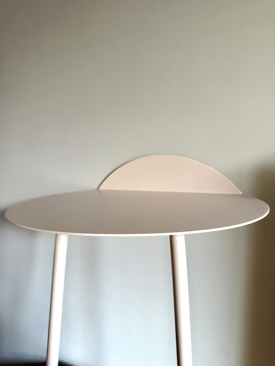 Menu / Audo Copenhagen | Yeh Wall Table – Side tables, Metal (photo 7 of 14)