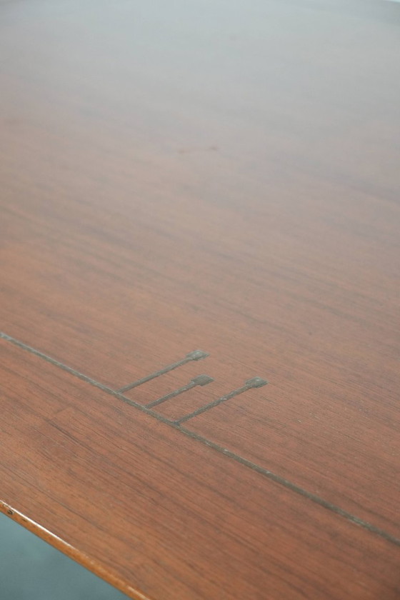 Image 1 of Practical extendable Art Deco design dining table for 6 to 8 people from Schuitema from the Decoforma series