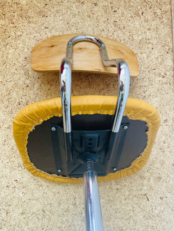 Image 1 of Chaise de bureau pivotante de style rétro vintage