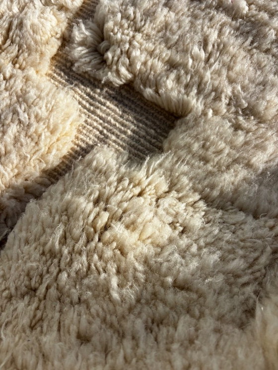 Image 1 of Tapis berbère blanc marocain 220x300 cm - Authentique tapis en laine tissé à la main