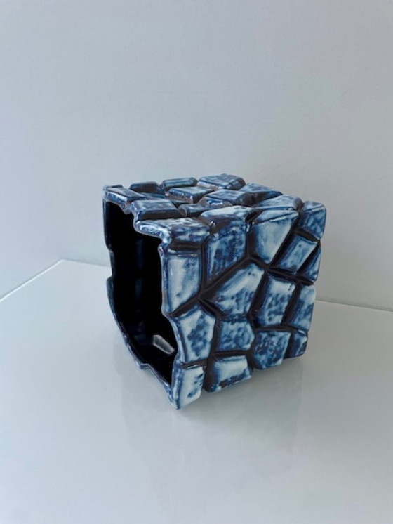 Image 1 of Square handmade flower pot with crackle design