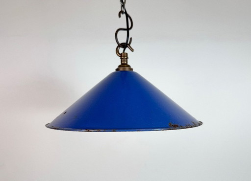 Lampada a sospensione industriale in smalto blu, anni '50