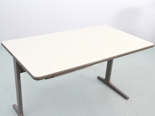 Scrivania per ufficio Action di George Nelson per Mobilier international