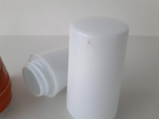 Image 1 of Porseleinen vintage wandlamp van Ifö Electric met 2 lichtpunten, oranje jaren 60 lamp ontworpen door Sigvard Bernadotte