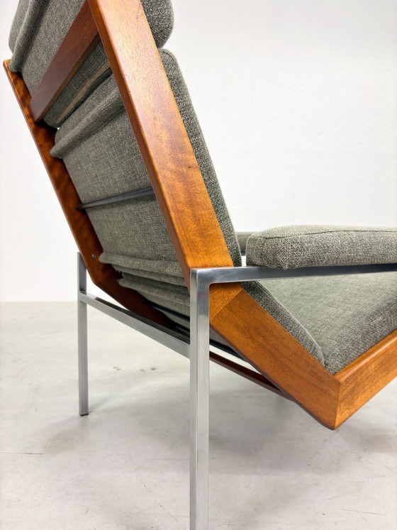 Image 1 of 'Lotus' Heren Fauteuil van Rob Parry voor Gelderland