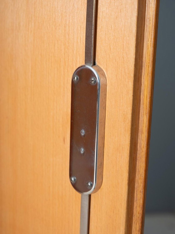 Image 1 of Funktionalistischer Kleiderschrank von Vichr & spol., Kleiderschrank im Bauhaus-Stil, Tschechoslowakei der 1930er Jahre