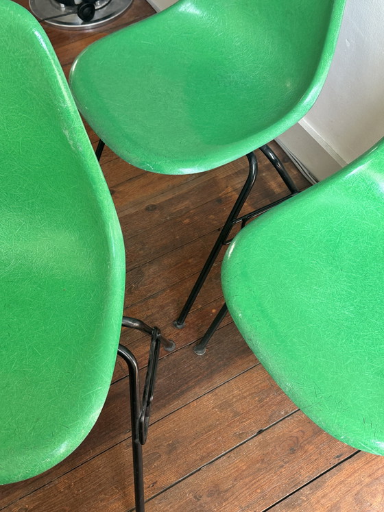 Image 1 of 3 chaises Eames DSS