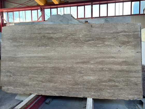 Image 1 of Tavolo da pranzo ovale in travertino massiccio – tavolo in pietra naturale