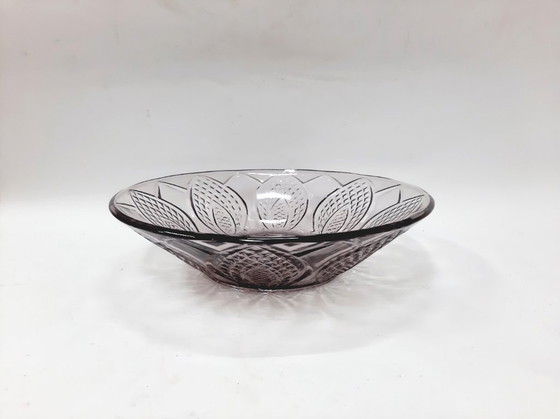 Image 1 of Vintage purple glass fruit bowl 