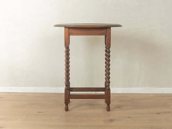 Image 1 of Wonderful side table in Jacobean style from the 1920s