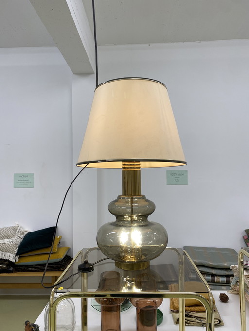 Prachtige Doria Leuchten lamp met rookglas lampvoet met licht, creme lampenkap