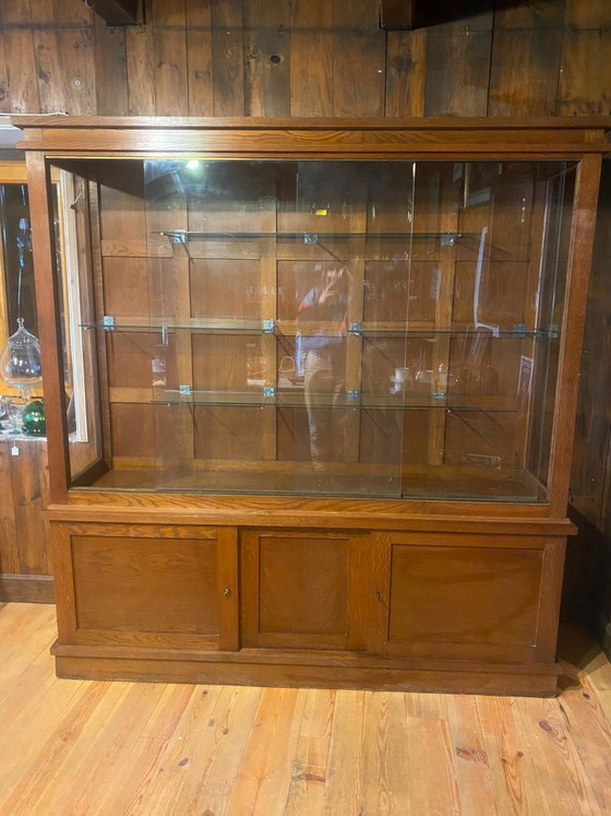 Image 1 of Escaparate de una tienda de la década de 1930.