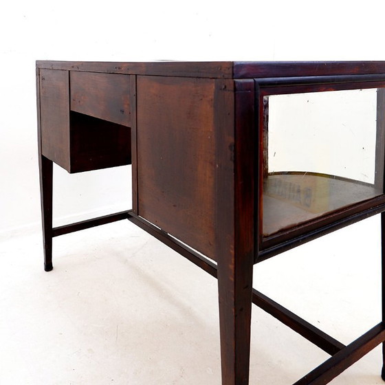 Image 1 of Konsole mit gebogenen Glastüren – Art-Deco-Stil
