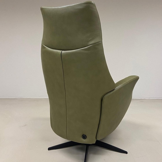 Image 1 of Le fauteuil inclinable Future Twice