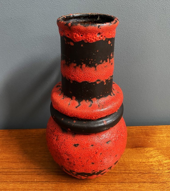 Scheurich Vase Model 428-26 Red And Black West Germany Pottery – Ceramic (photo 11 of 12)