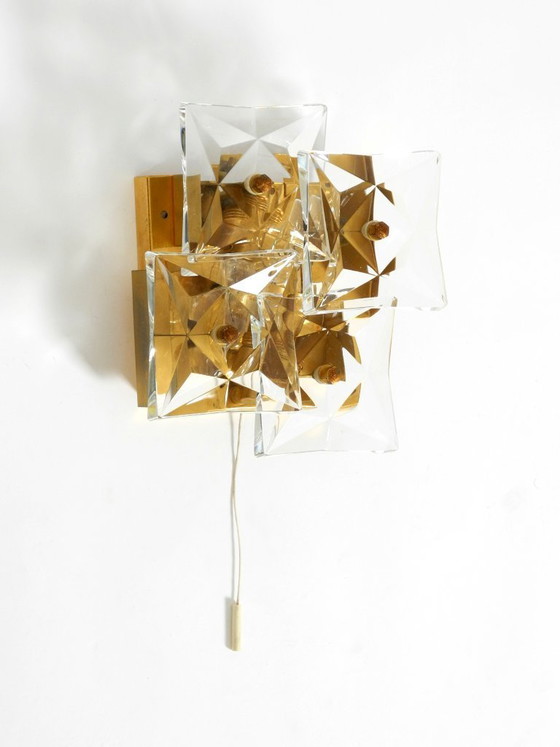 Image 1 of Originale Kinkeldey-Wandlampe aus Kristallglas und Messing aus den 1960er Jahren in neuwertigem Zustand