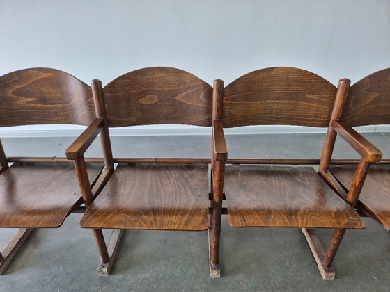 Image 1 of Banc de cinéma vintage en bois 1950