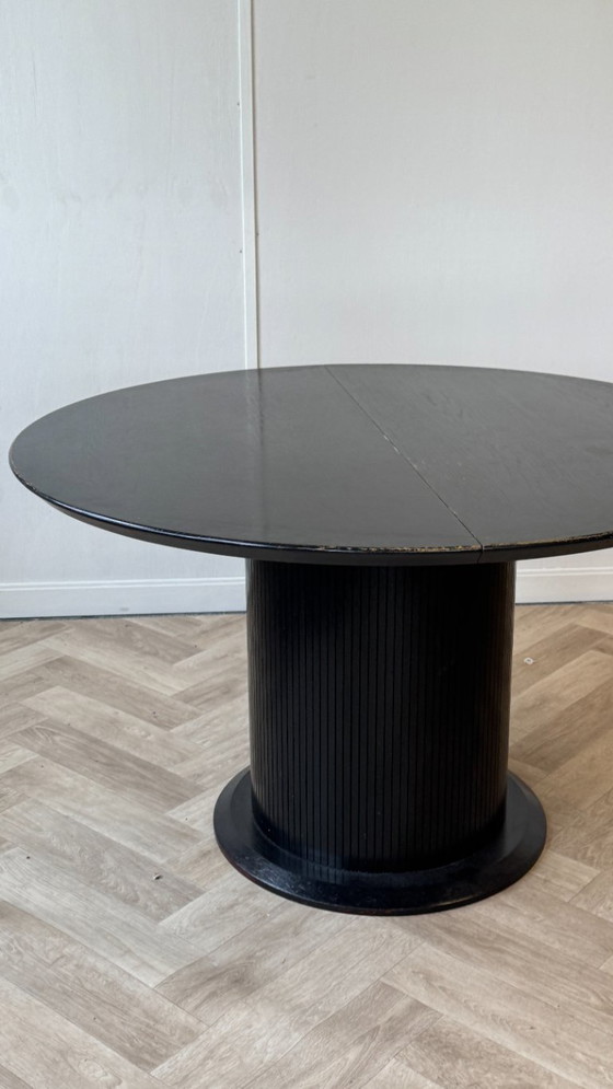 Image 1 of Vintage zwarte ronde eettafel 