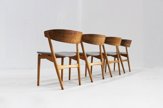 Image 1 of Vintage Deense eetkamerstoelen model 7 Helge Sibast set van 4