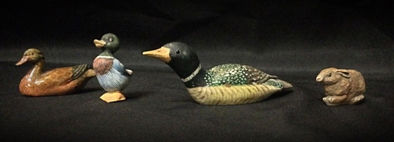 Image 1 of Lot de 4 petites figurines d'animaux - Statuettes de canard et de lapin - 2Y30