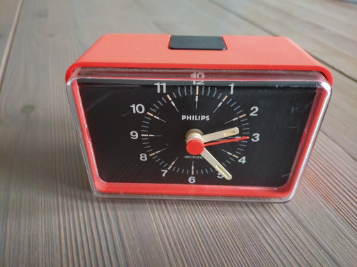 Oranger 70er Jahre Wecker Philips