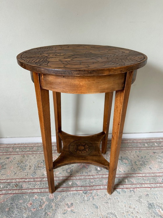 Amsterdam School Side table with rose motif – Wood (photo 4 of 6)