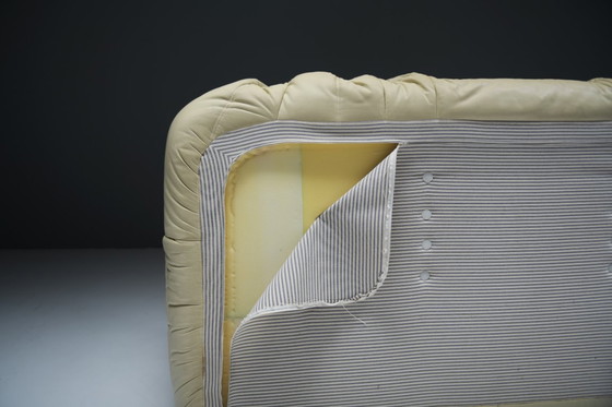 Image 1 of Originele Togo Medium Settee in beige leer 2007 - Michel Ducaroy - Ligne Roset