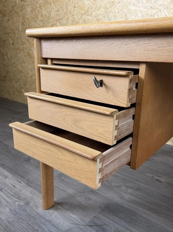 Scrivania in rovere con piano scorrevole, anni '60/'70, di Peter Løvig Nielsen per Løvig (photo 18 of 23)