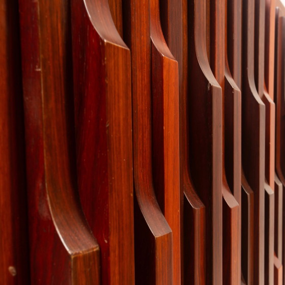 Luciano Frigerio Brutalist Padouk Hout Gaetano Dressoir voor Frigerio di Desio – Brass (photo 23 of 24)