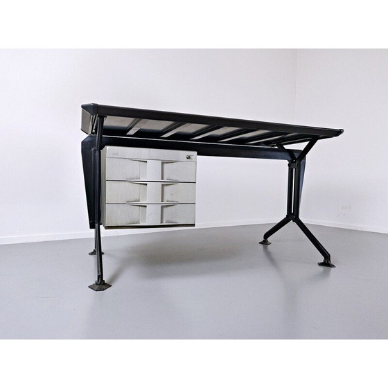 Image 1 of Vintage desk from Studio BBPR for Olivetti