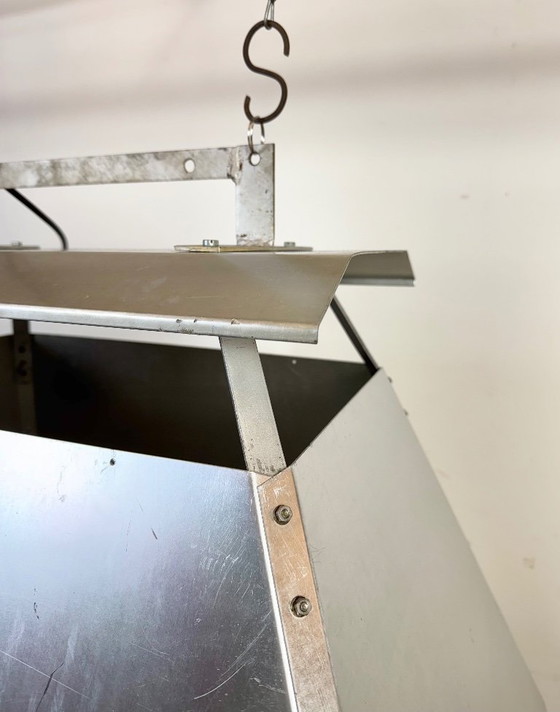 Image 1 of Grande lampada a sospensione industriale in argento di Elektrosvit, anni '70