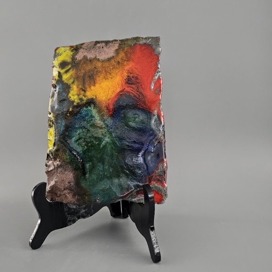 Image 1 of Targa murale antica della Germania Ovest in pietra lavica, realizzata da Vulkan Keramik / Ostara Fliesen. Colori: rosso, arancio