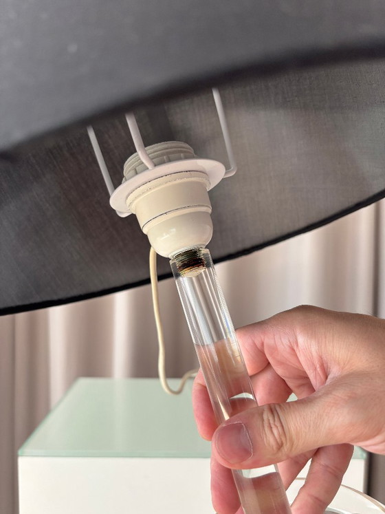 1970s Lucite Knot Table Lamp Attributed to Elaine Bscheider for Dorothy Thorpe Inc. – Plexiglass (photo 10 of 14)
