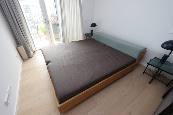 Image 1 of Periode bed
