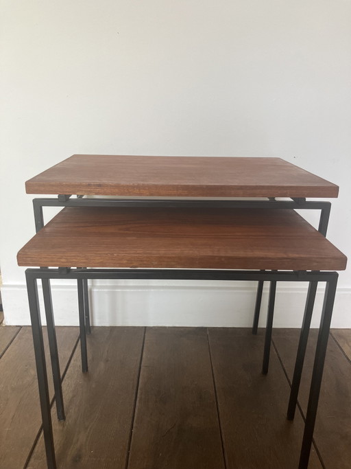 Ensemble de tables d'appoint vintage Pastoe, en métal et bois