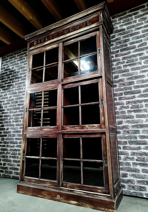 Vitrine / Meuble de bibliothèque / Buffet / Meuble scolaire